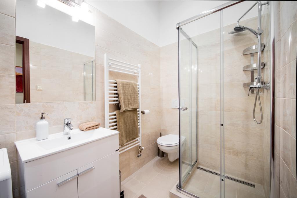 Little Boss Apartment Budapest Exterior photo